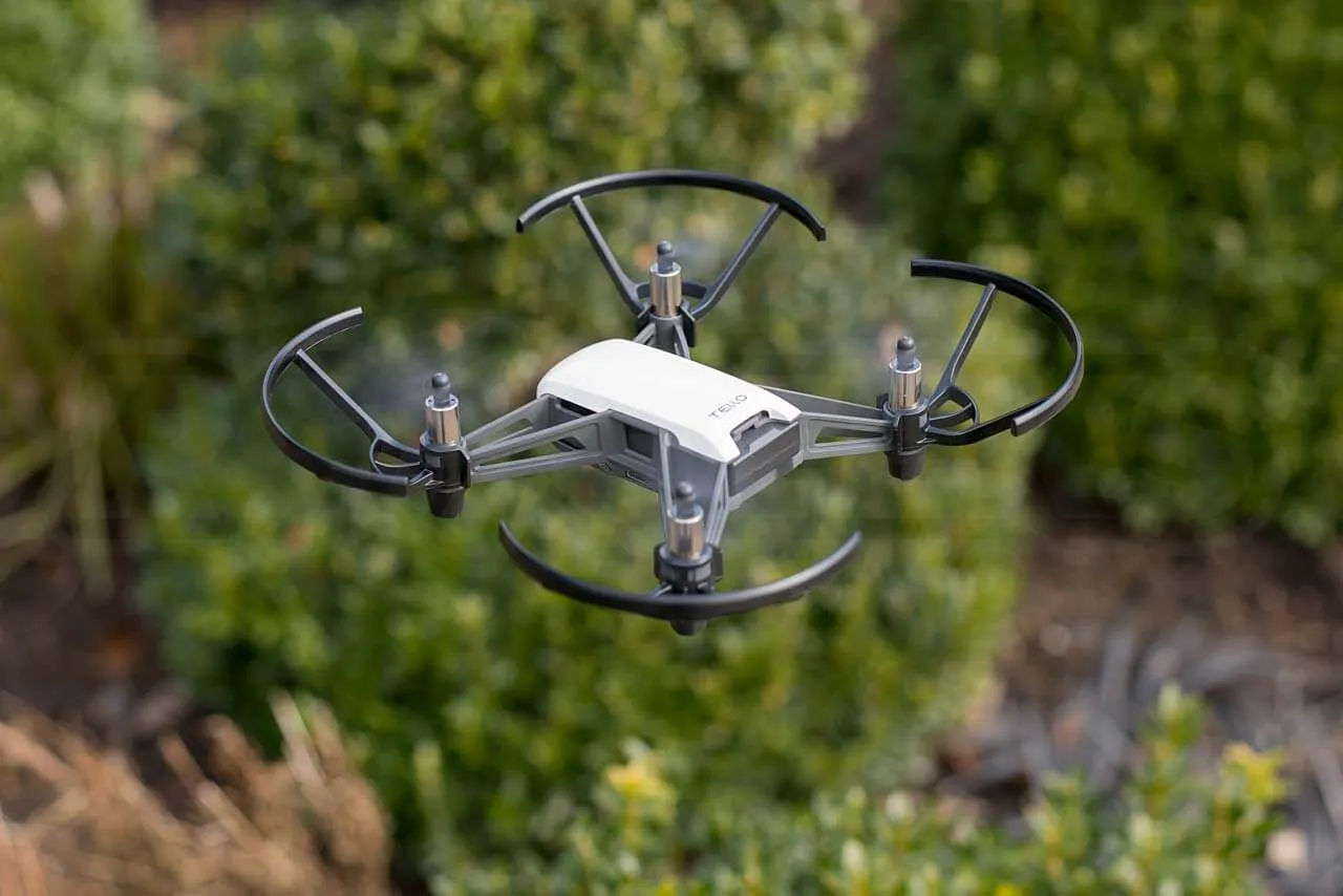 Ryze-Tello-review-hover-outdoor-rear