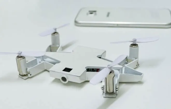 Selfi-dron-selfly