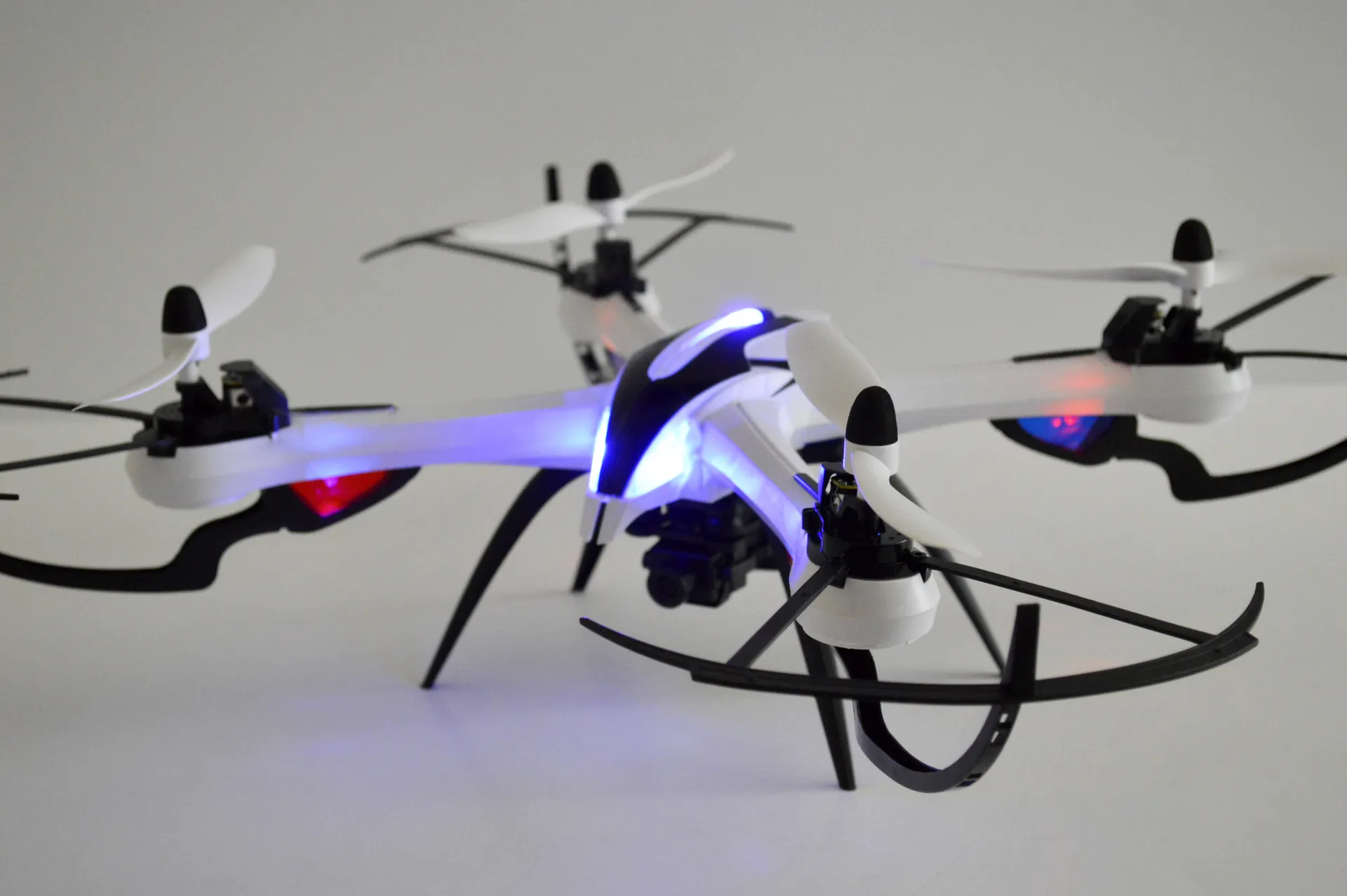Квадрокоптер Yizhan Tarantula X6 (JJRC H16) внешний вид